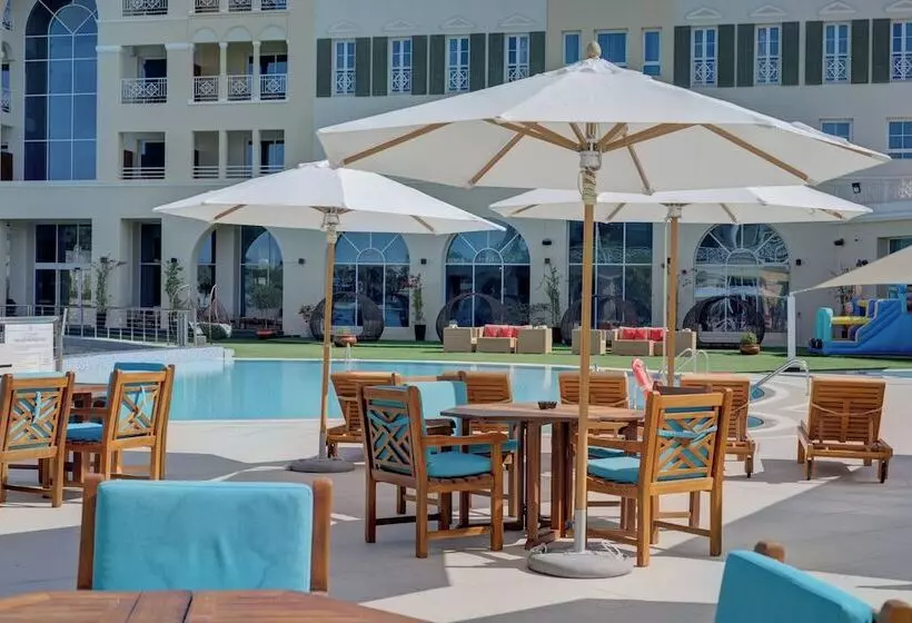 Fotos del hotel Courtyard By Marriott Dubai, Green Community:  14