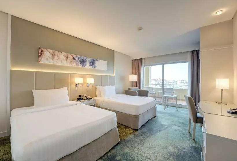 Fotos del hotel Courtyard By Marriott Dubai, Green Community:  24
