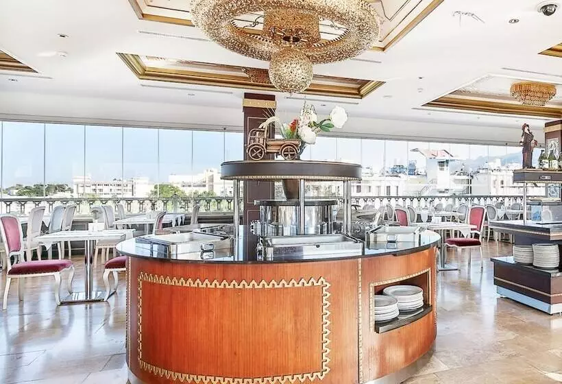 Fotos del hotel Savoy:  13