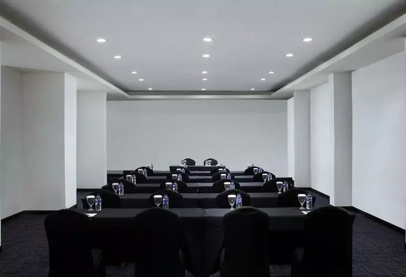 Fotos del hotel Grandkemang:  24