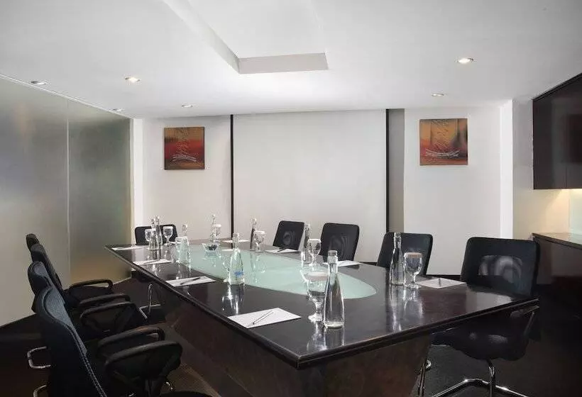 Fotos del hotel Grandkemang:  12