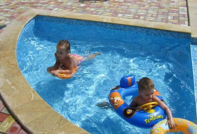 Fotos del hotel Sea Park Homes Neshkov:  2