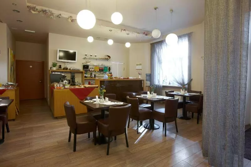 Fotos del hotel Edvards:  3