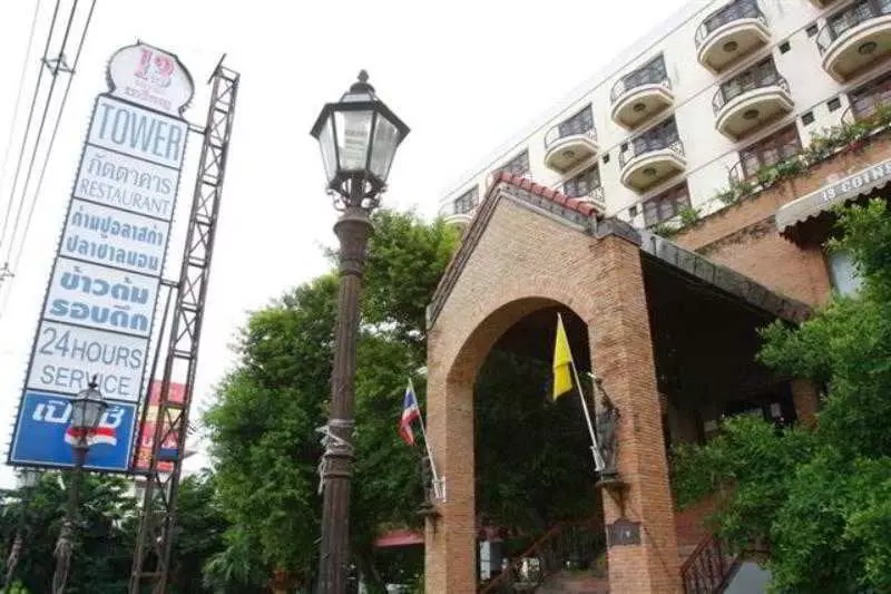 Fotos del hotel 13 Coins Tower Hotel Tiwanon:  4