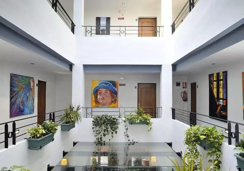 Fotos del hotel Atrium:  3