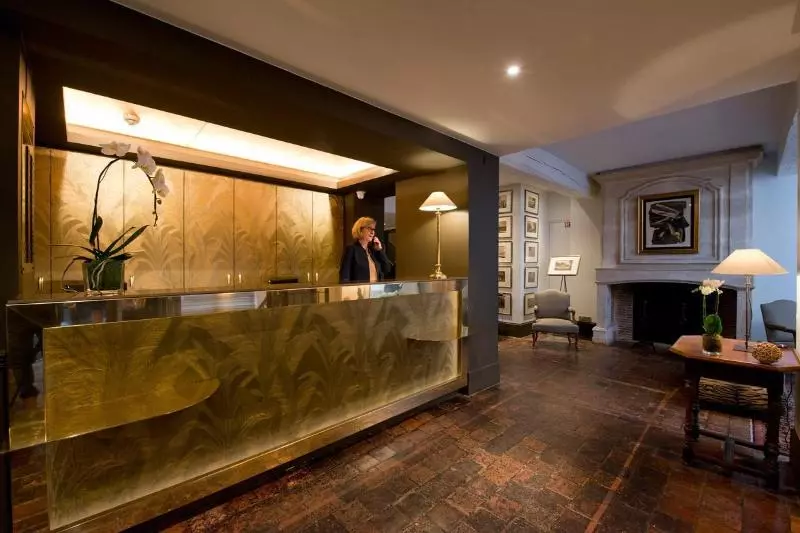 Fotos del hotel Hôtel Henri Iv Rive Gauche:  4