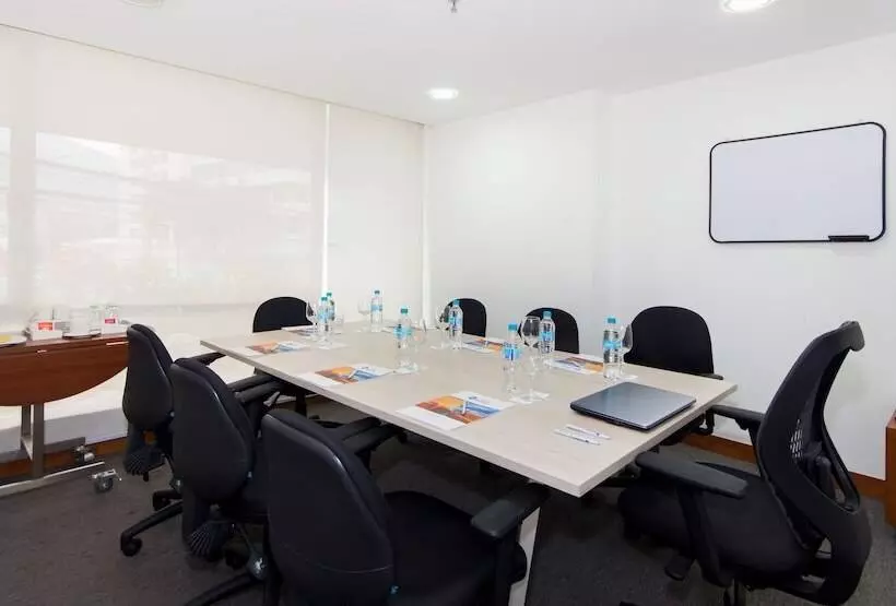Fotos del hotel 9d:  6