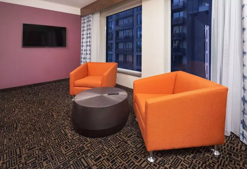 Fotos del hotel Hilton Garden Inn Montreal Centre-ville:  3