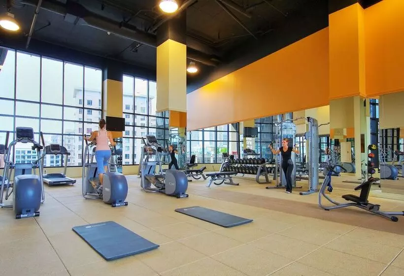 Fotos del hotel Hilton Garden Inn Montreal Centre-ville:  4