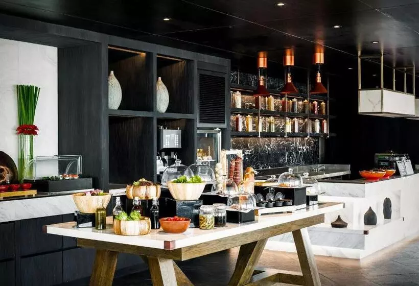 Fotos del hotel Anantara Sathorn Bangkok Hotel:  19