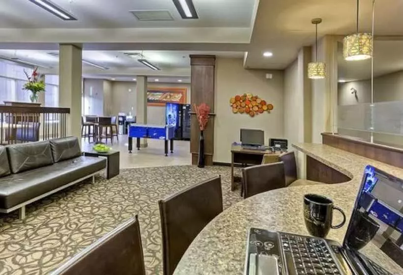 Fotos del hotel Acclaim Hotel Calgary Airport:  2