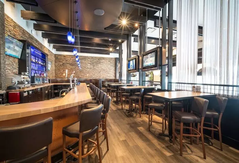 Fotos del hotel Acclaim Hotel Calgary Airport:  5