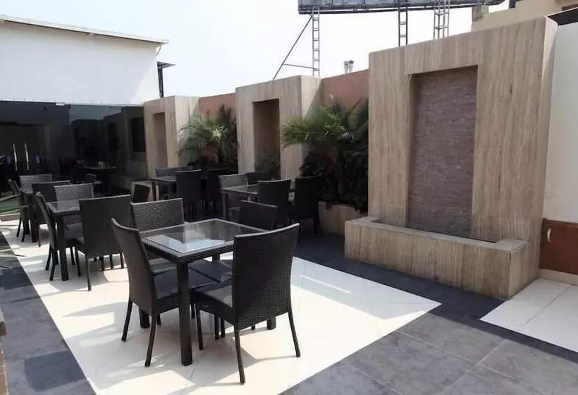 Fotos del hotel Chanchal Deluxe:  11