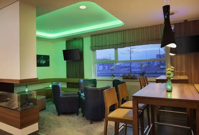 Fotos del hotel Holiday Inn Express Bremen Airport, An Ihg:  14
