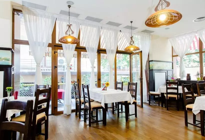 Fotos del hotel International Bucharest City Centre:  8