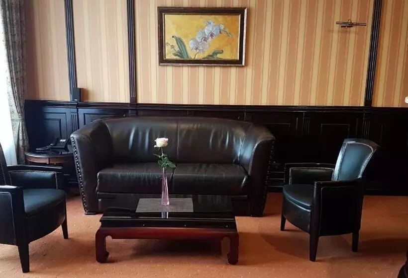 Fotos del hotel Attache:  3