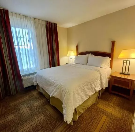 Fotos del hotel Staybridge Suites Houston - Willowbrook, An Ihg:  14