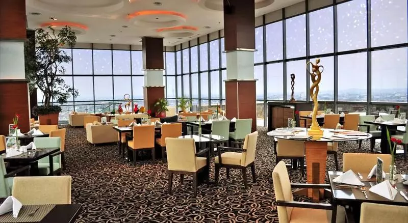 Fotos del hotel Gumaya Tower:  4