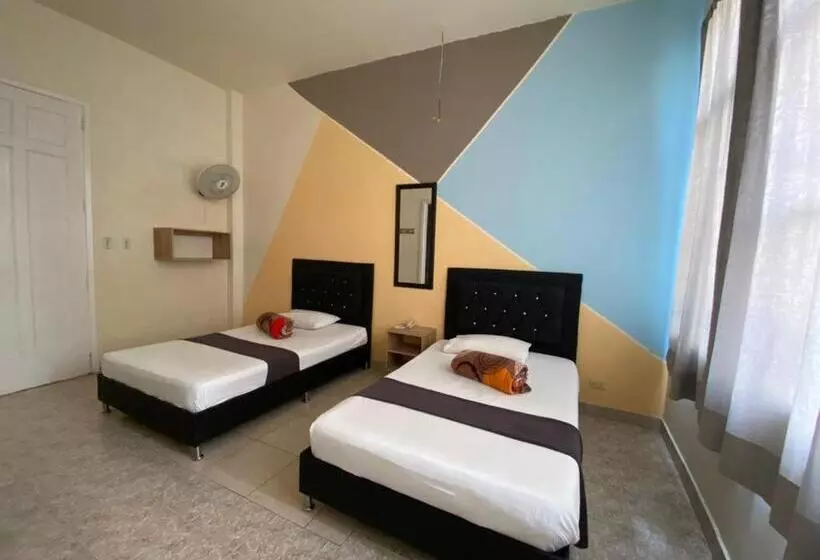 Fotos del hotel Calle Real Medellin:  11