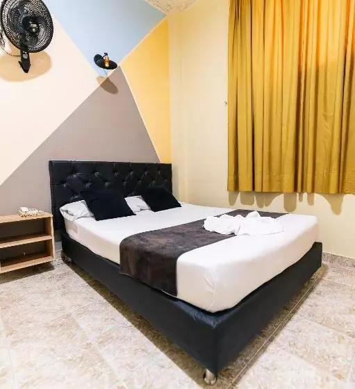 Fotos del hotel Calle Real Medellin:  4