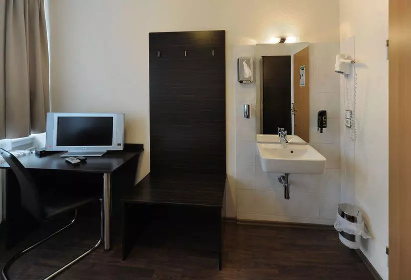 Fotos del hotel Fair Hotel Europaallee:  17