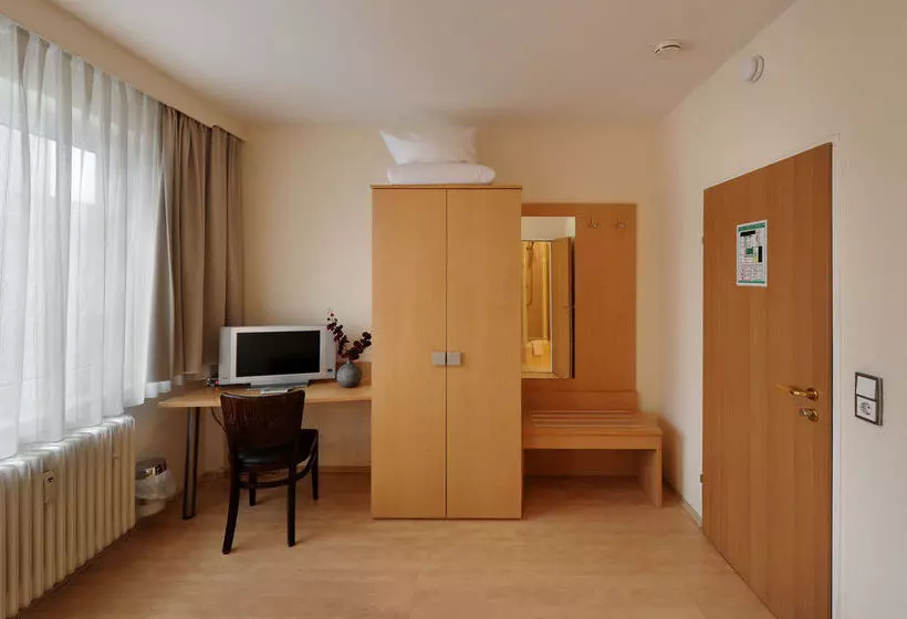 Fotos del hotel Fair Hotel Europaallee:  6