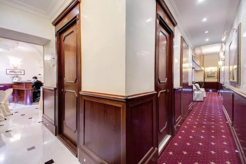 Fotos del hotel Esedra Inn:  2