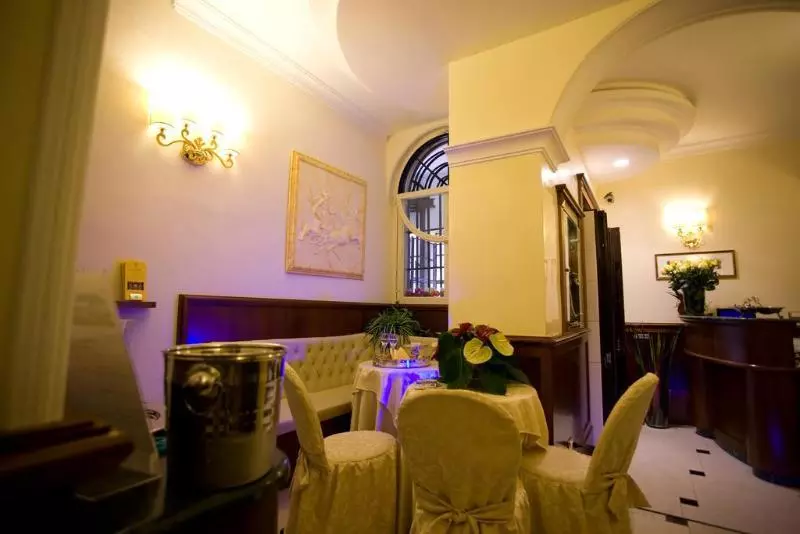 Fotos del hotel Esedra Inn:  13