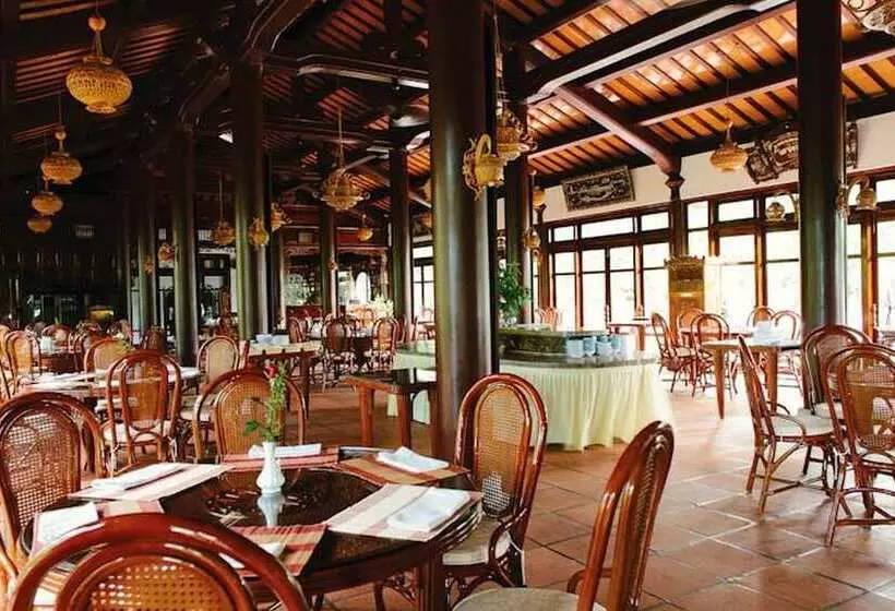 Fotos del hotel L?ng Cô Beach Resort:  15