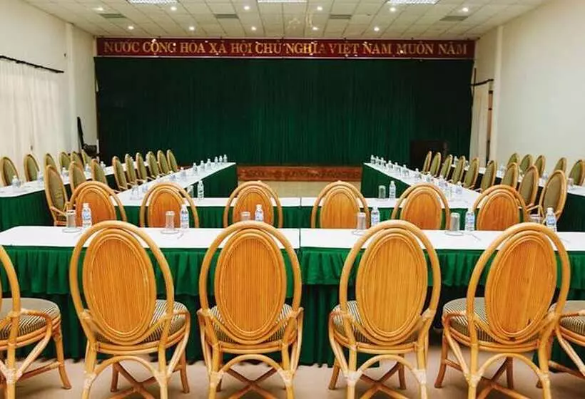 Fotos del hotel L?ng Cô Beach Resort:  8