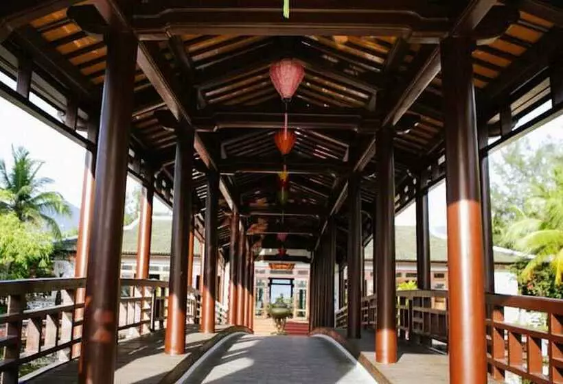 Fotos del hotel L?ng Cô Beach Resort:  17