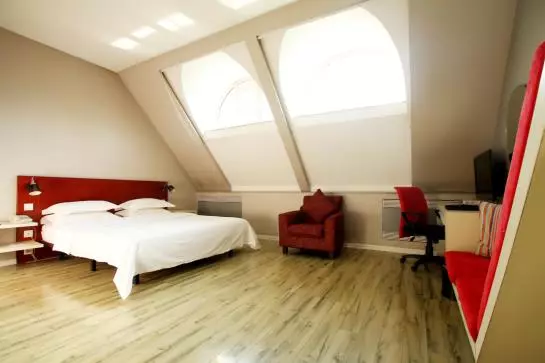 Fotos del hotel Modern:  5