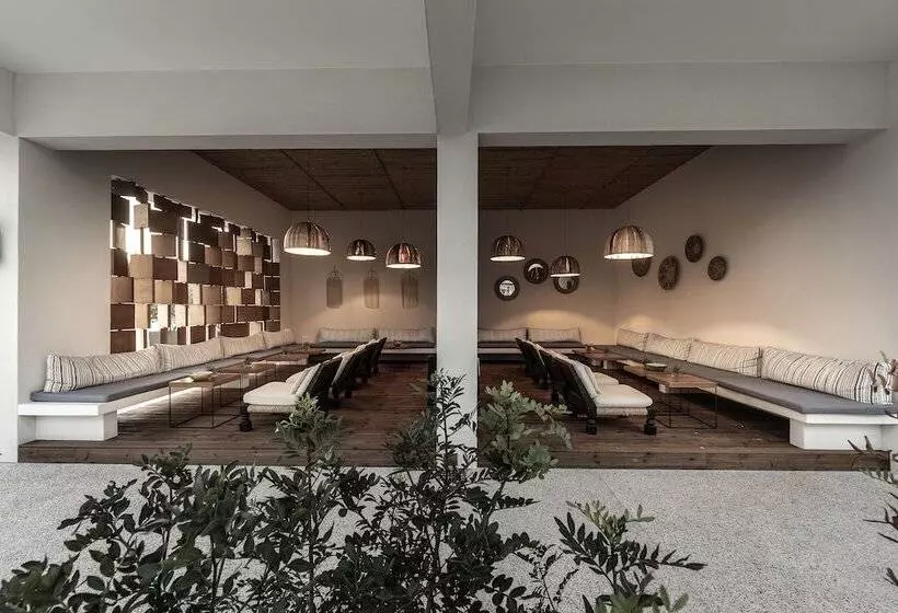 Fotos del hotel Anemi Hotel & Suites:  4