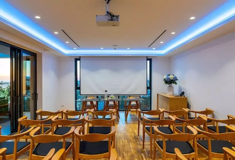 Fotos del hotel Anemi Hotel & Suites:  8