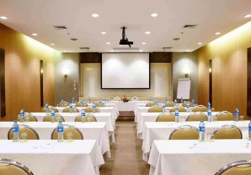 Fotos del hotel Ibis Phuket Patong  Sha Extra Plus:  10