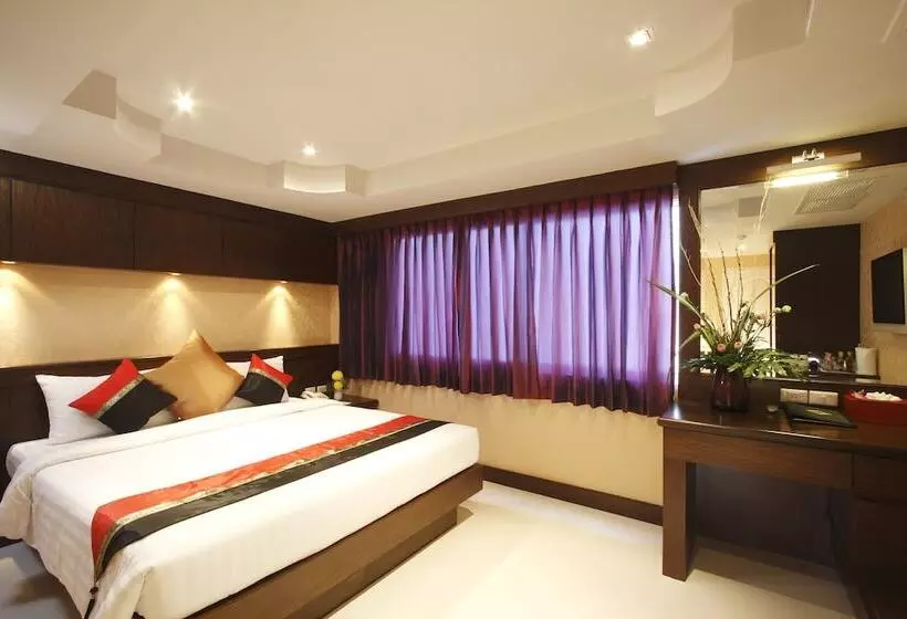 Fotos del hotel Rayaburi  Patong:  16