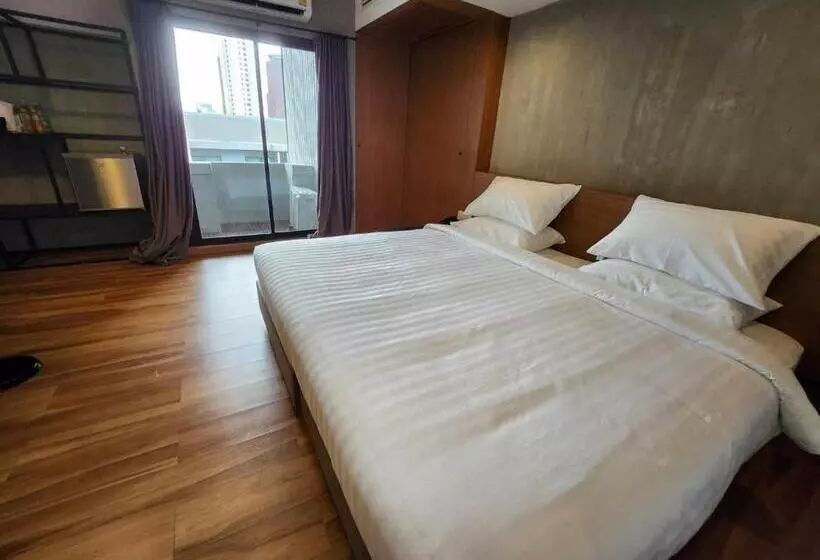 White Palace Bangkok