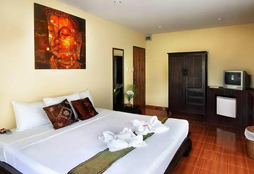 Fotos del hotel Karon Beach Pool:  21