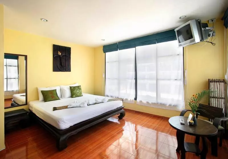 Fotos del hotel Karon Beach Pool:  17