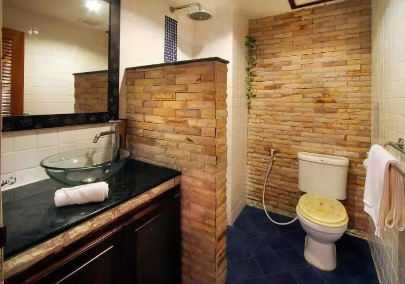 Fotos del hotel Karon Beach Pool:  6