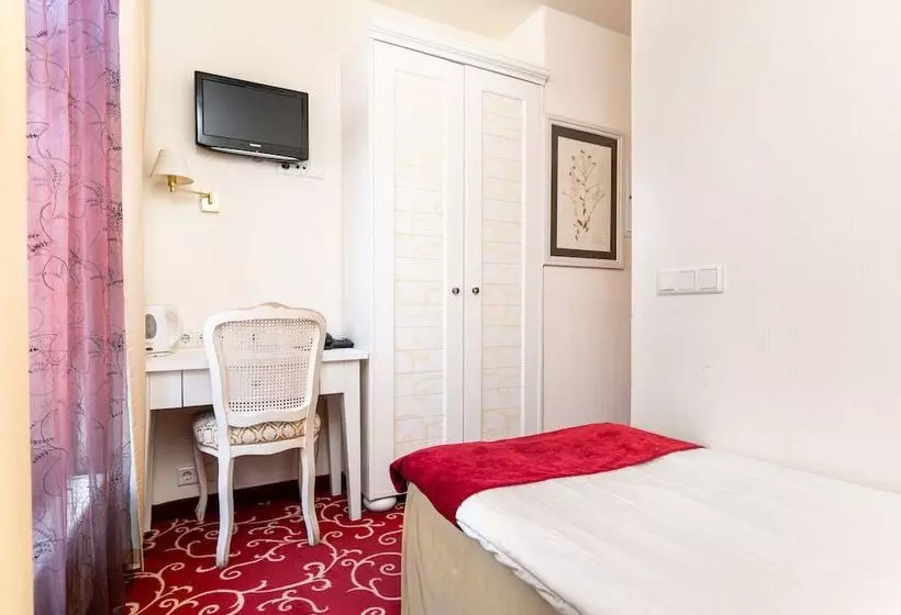 Fotos del hotel Meriton Old Town Garden:  13