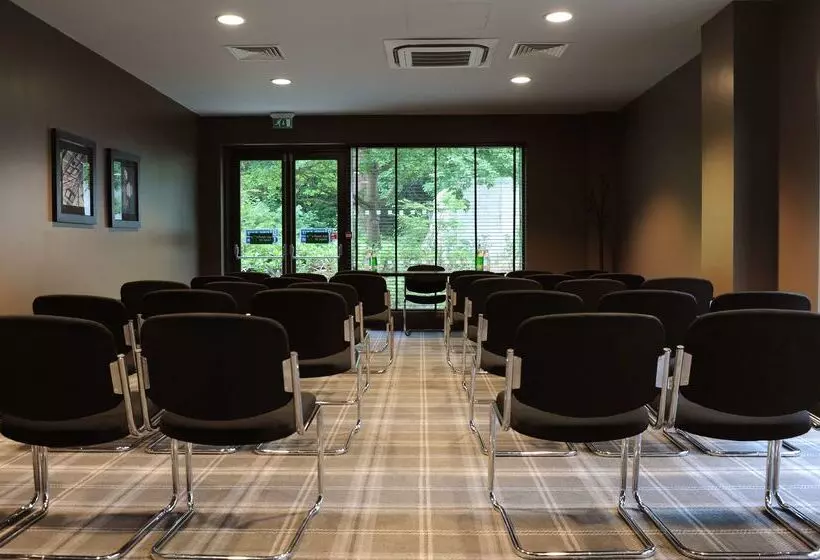 Fotos del hotel Village Hotel Leeds South:  24