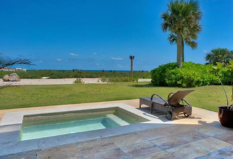 Fotos del hotel Xeliter Golden Bear Lodge & Golf  Free Wifi, Cap Cana:  8