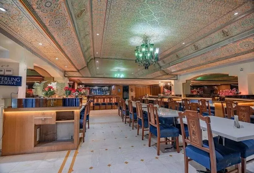 Fotos del hotel Aashish:  5