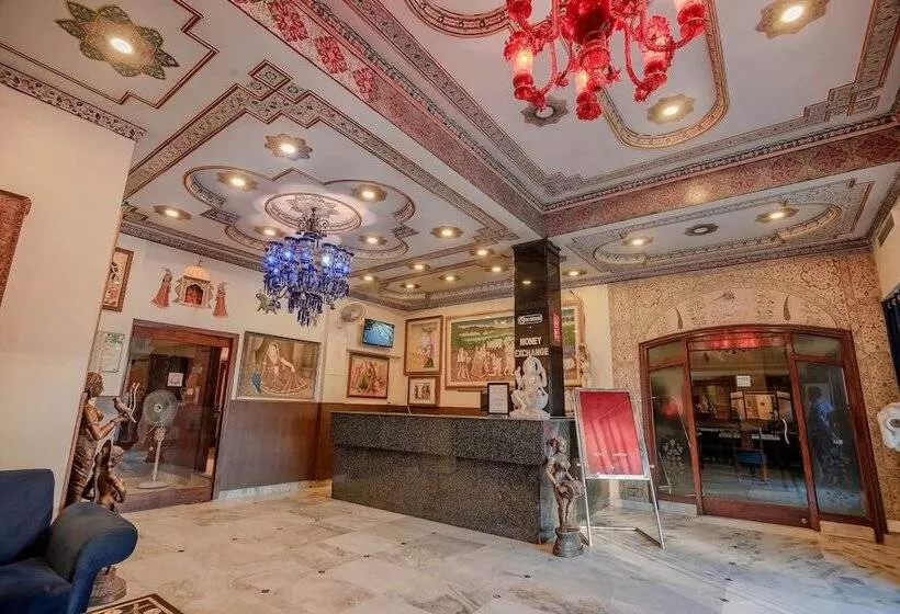 Fotos del hotel Aashish:  3