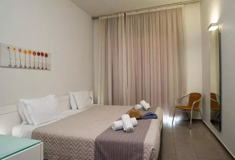 Fotos del hotel Atlantis City Hotel:  8