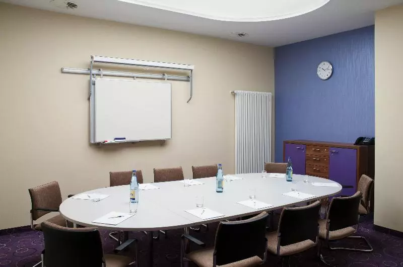 Fotos del hotel Premier Inn Hamburg City Ost:  5