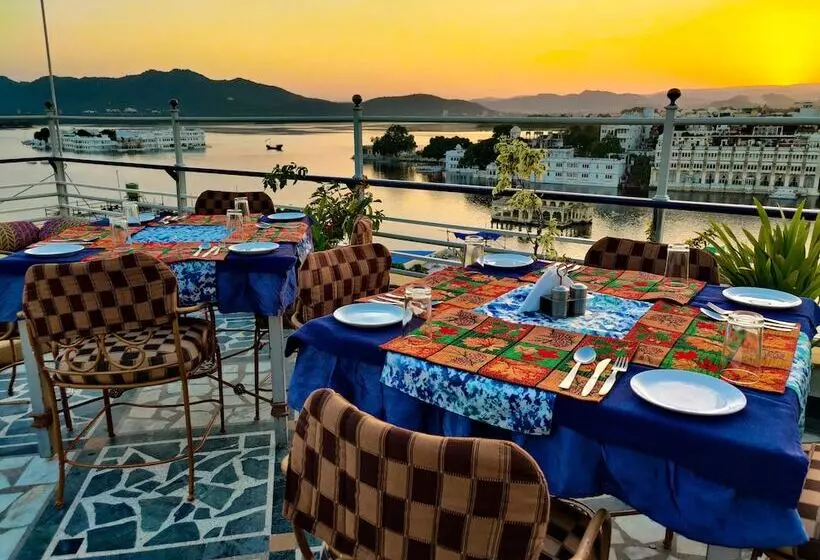 Fotos del hotel Mewar Haveli:  11