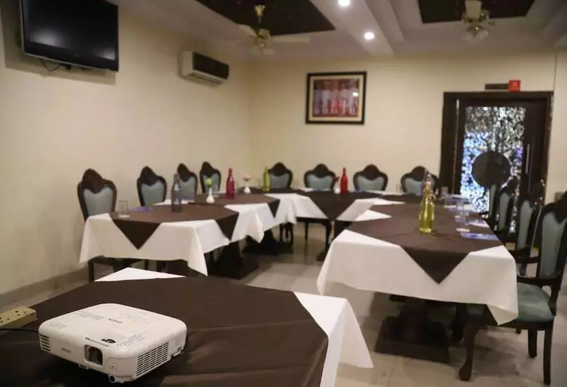 Fotos del hotel Residency Palace:  20