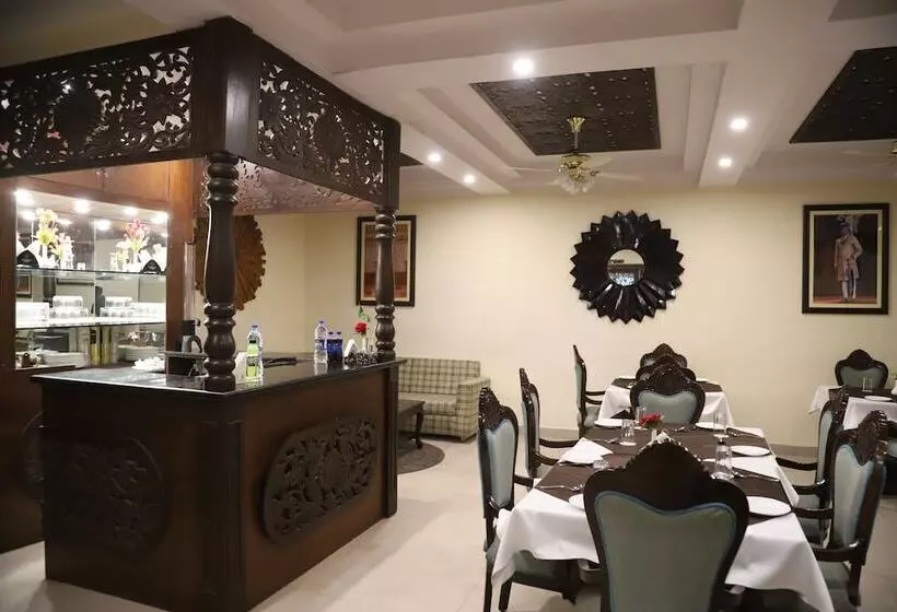 Fotos del hotel Residency Palace:  17